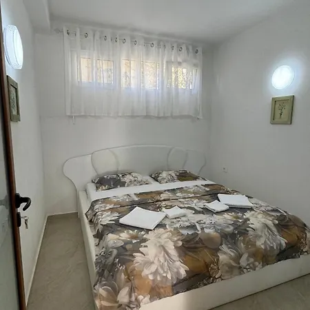 Harasta Lux Apartment Bar Exterior photo