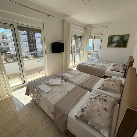 Harasta Lux Apartment Bar Exterior photo