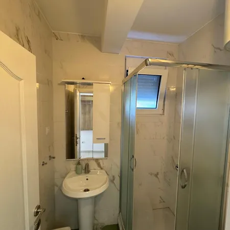 Harasta Lux Apartment Bar Exterior photo