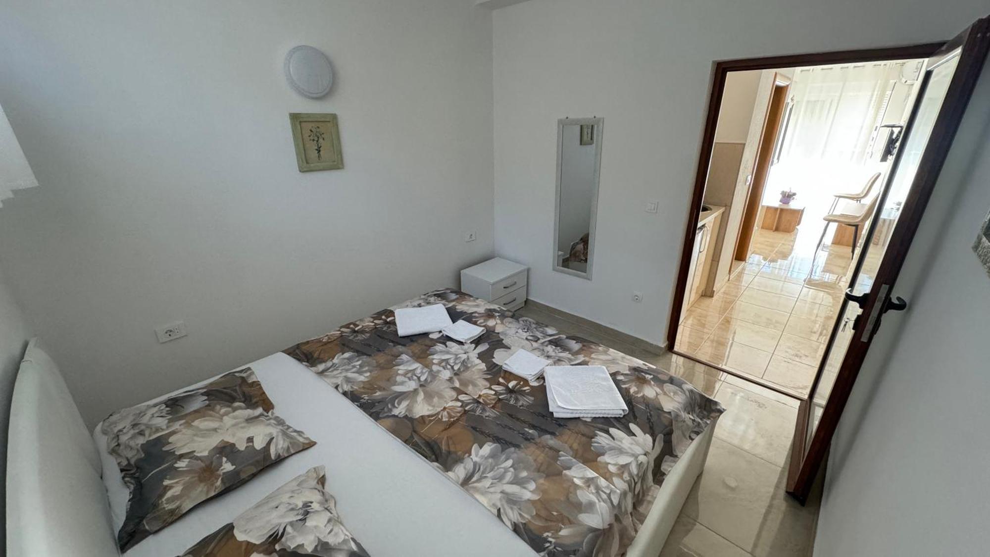 Apartment Harasta Lux