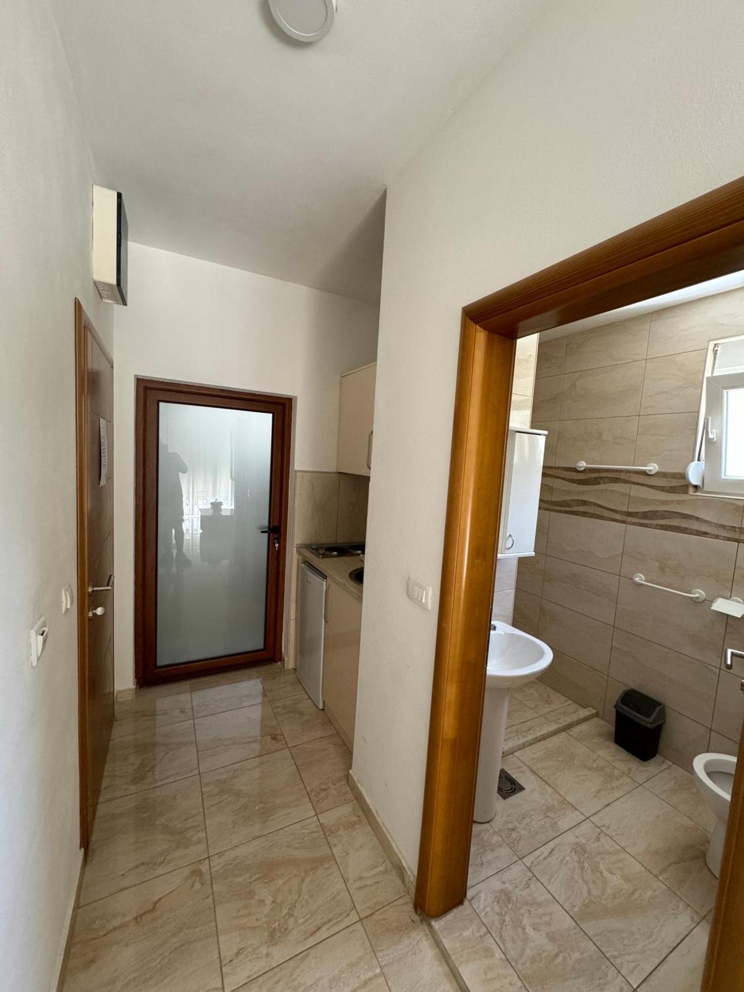 Harasta Lux Appartement Bar