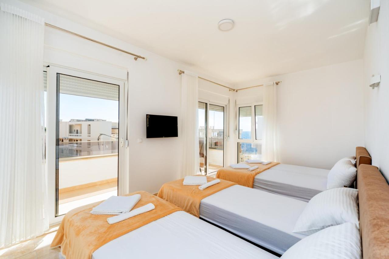 Apartment Harasta Lux